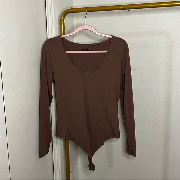 Abercrombie Soft A&F Seamless Matte Crewneck Longsleeve Bodysuit Large - Picture 4 of 5